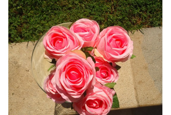 Mazzo di rose artificiali